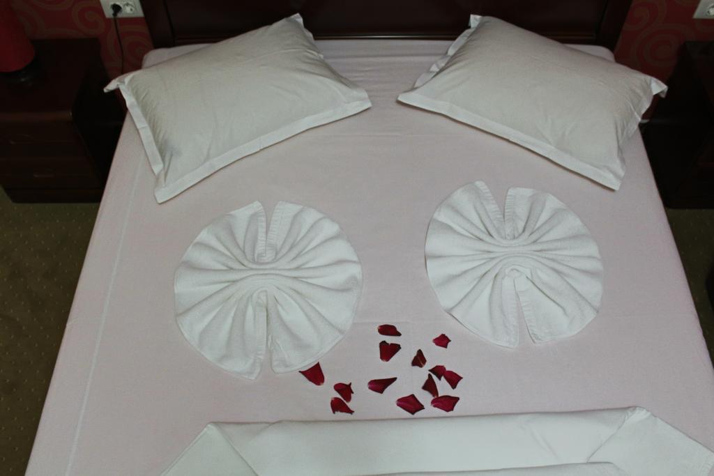Hotel Cristal Năvodari Εξωτερικό φωτογραφία