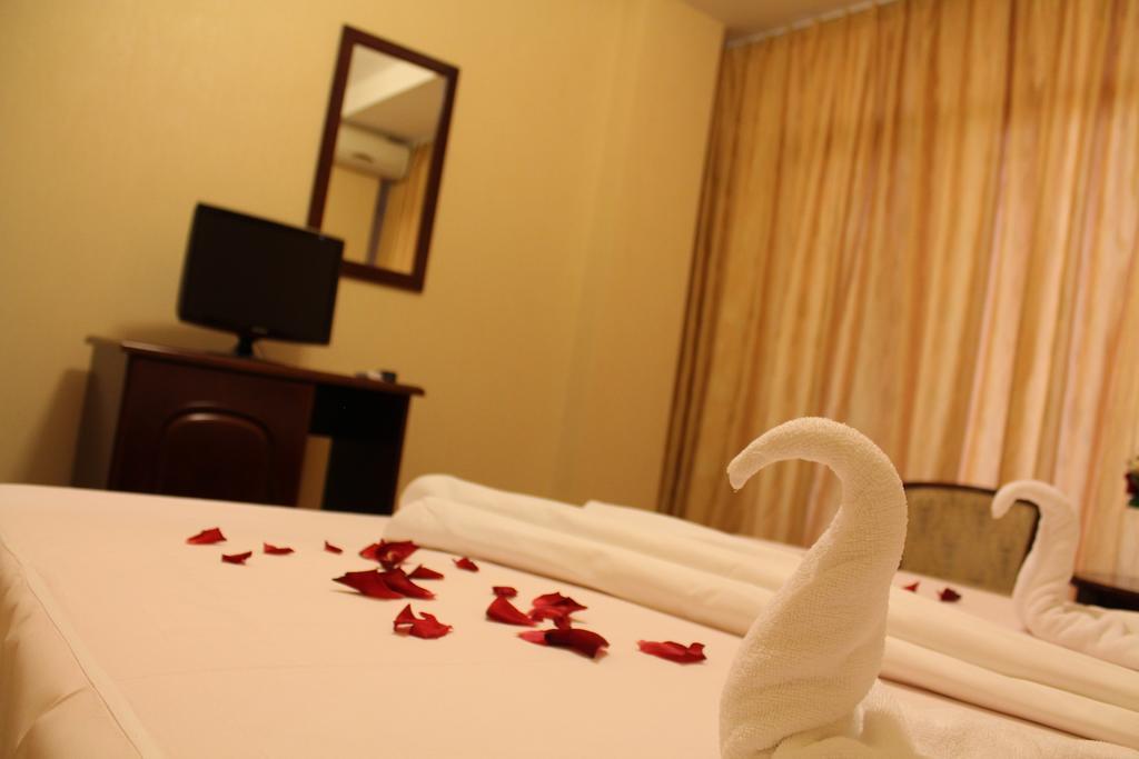 Hotel Cristal Năvodari Εξωτερικό φωτογραφία