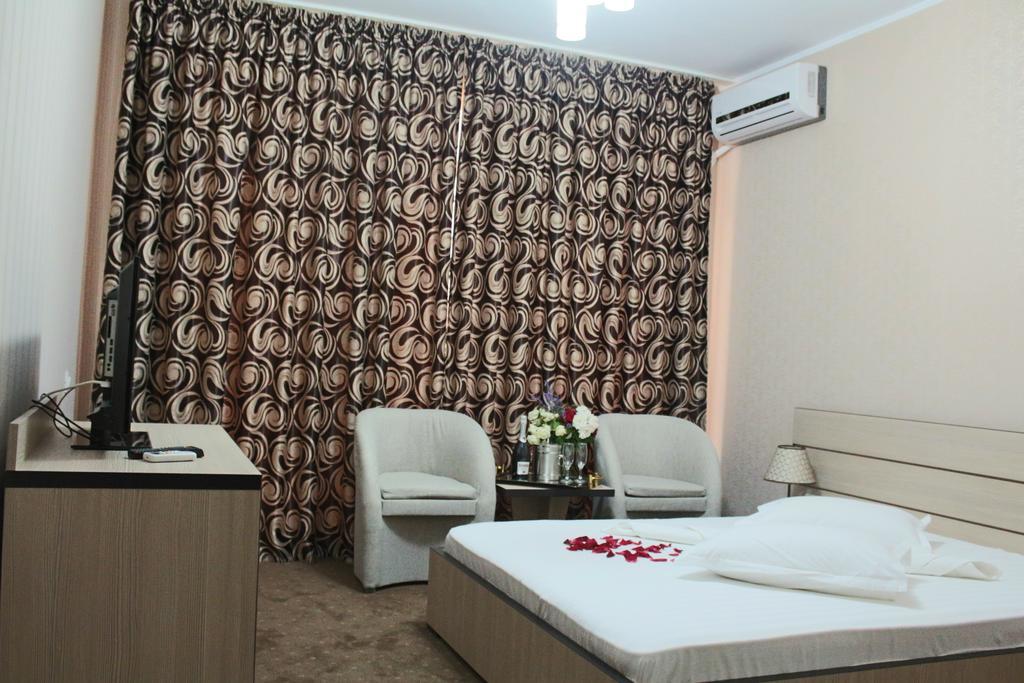 Hotel Cristal Năvodari Δωμάτιο φωτογραφία